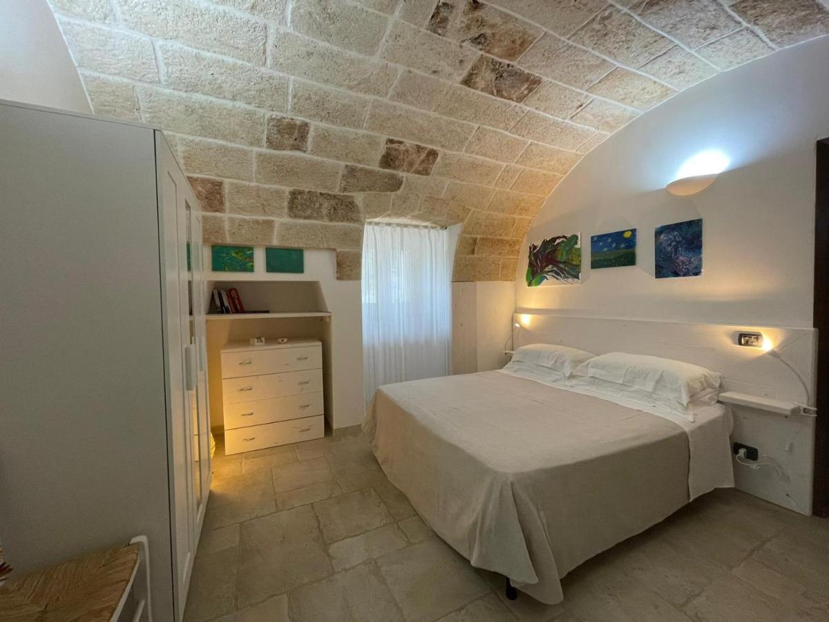 Il Vecchio Carrubo - Villa Con Piscina A Sfioro Macchia di Monte Eksteriør billede